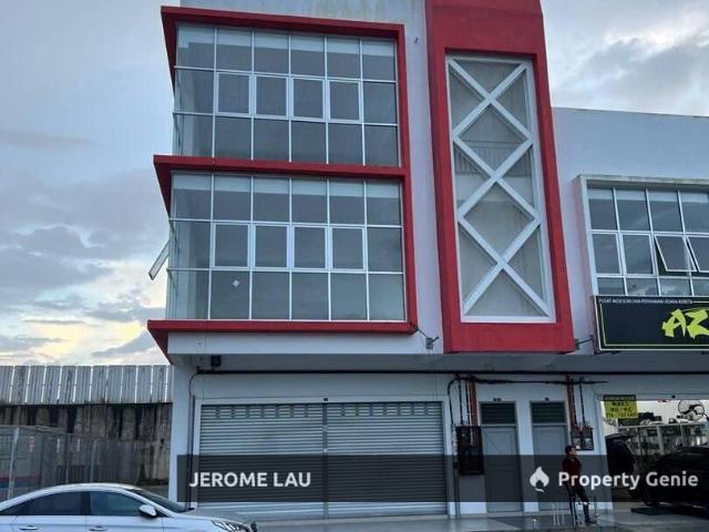 Shop for rent in Bukit Ledang, Johor