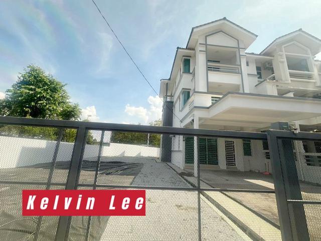Terraced House for sale in Wellesley, Penang