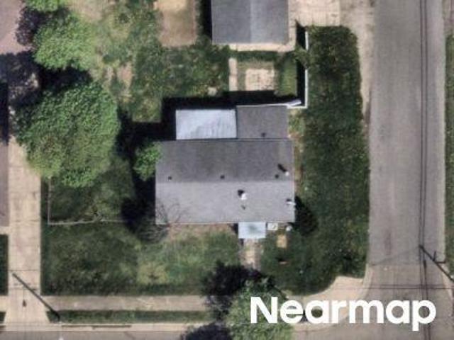 House for sale in Thomastown, Akron