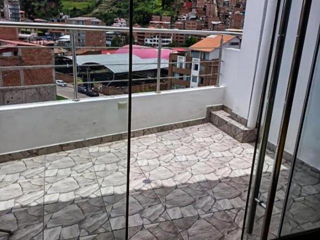 TRIPLEX EN VENTA UEB. QUISPICANCHIS CUSCO