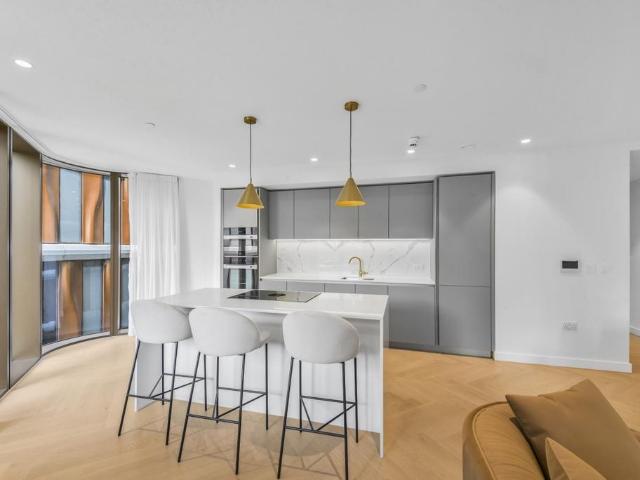 Apartment for rent in Bankside, Greater London