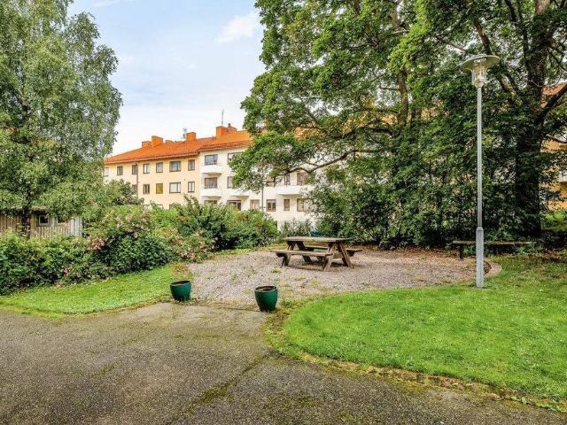 Rum hyra i Solna, Stockholm