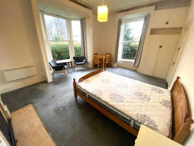 Apartment to rent in Bluebell, North Tipperary