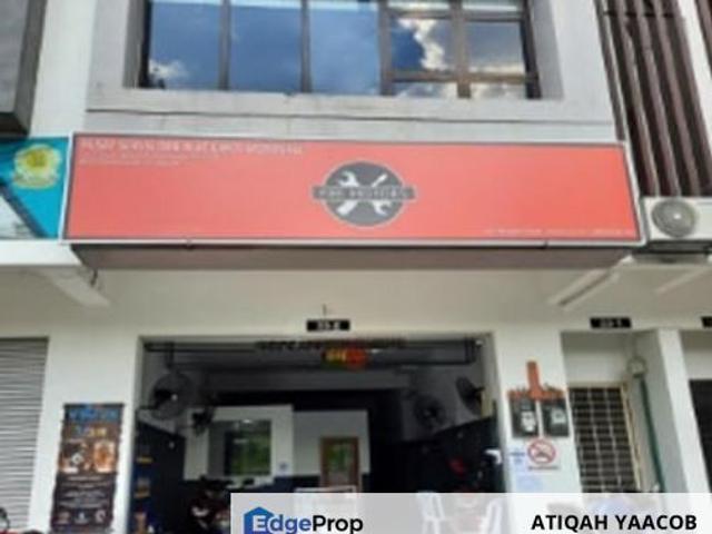 Shop for sale in Petaling, Alam Impian