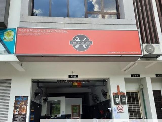 Shop for sale in Petaling, Alam Impian