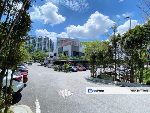 Shop for sale in Petaling, Alam Impian