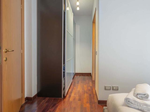 Appartamento in affitto a Municipio 9, Milano