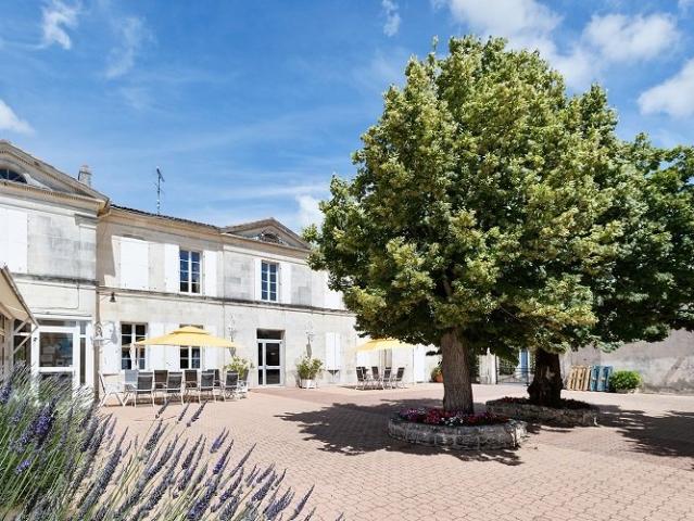 Appartement vente à Saintes, Trizay