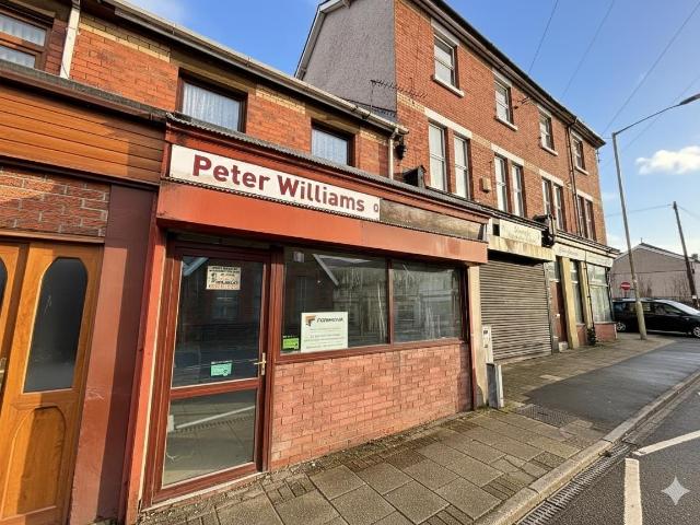Apartment for rent in Troed-y-rhiw, Troedyrhiw