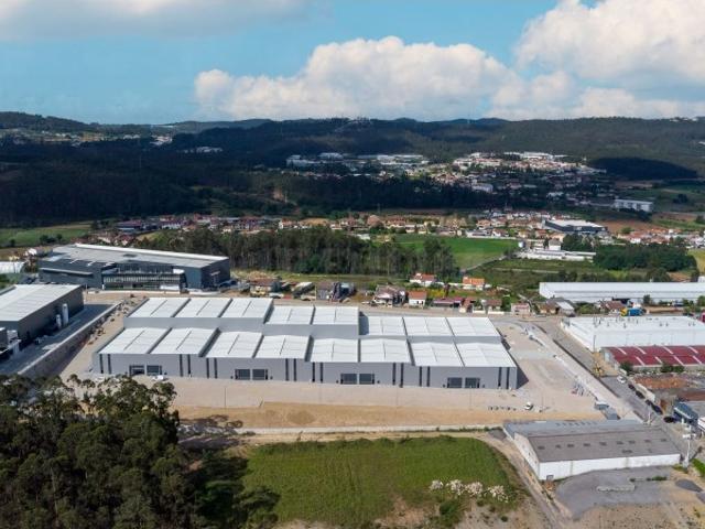 Armazém venda em Bougado (São Martinho e Santiago), Trofa