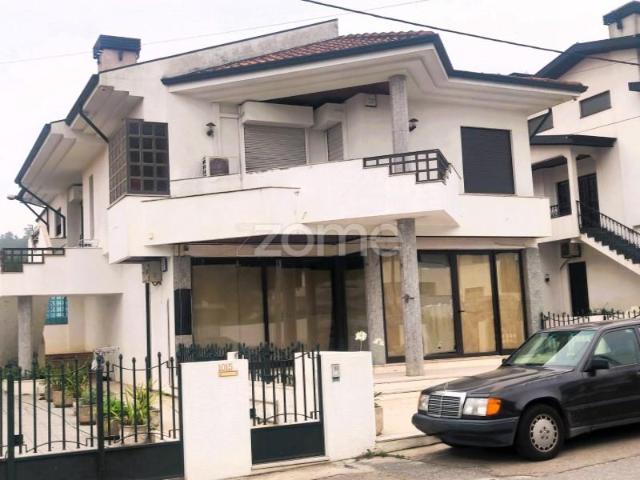 Escritório alugar em Bougado (São Martinho e Santiago), Trofa