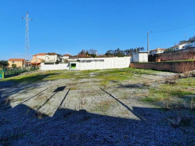 Terreno alugar em Bougado (São Martinho e Santiago), Trofa