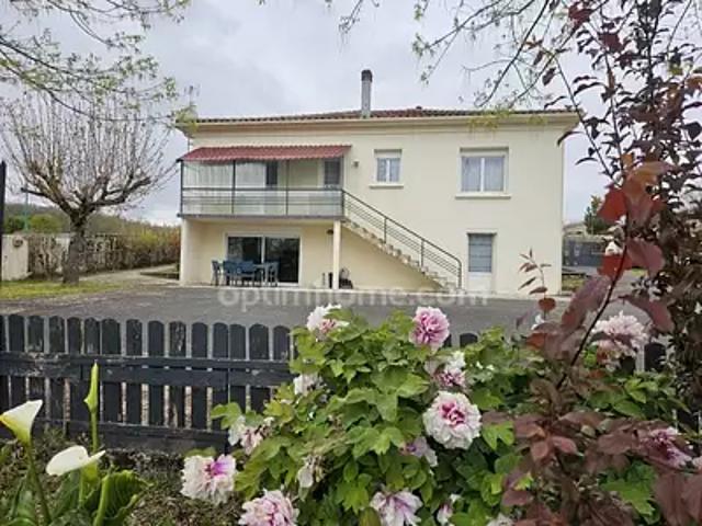 Maison vente à Angoulême, Trois-palis