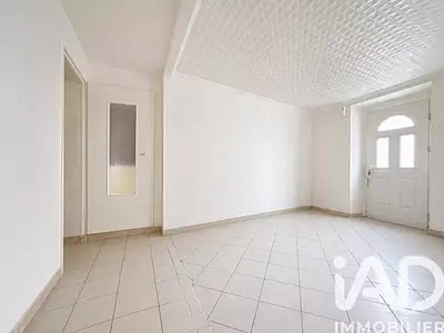 Maison vente à Épernay, Troissy
