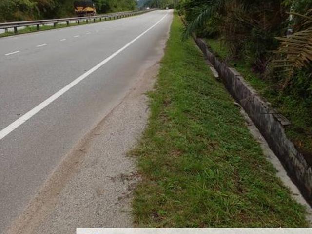 Shop for sale in Perak, Trolak