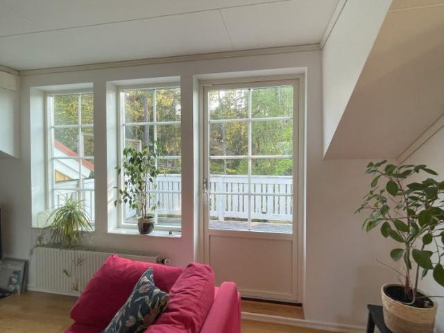 Rum hyra i Nacka, Boo