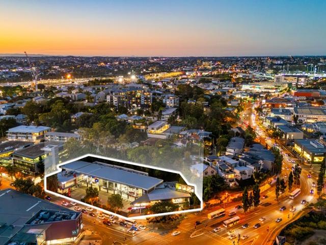 Retail for sale in Toombul, Queensland