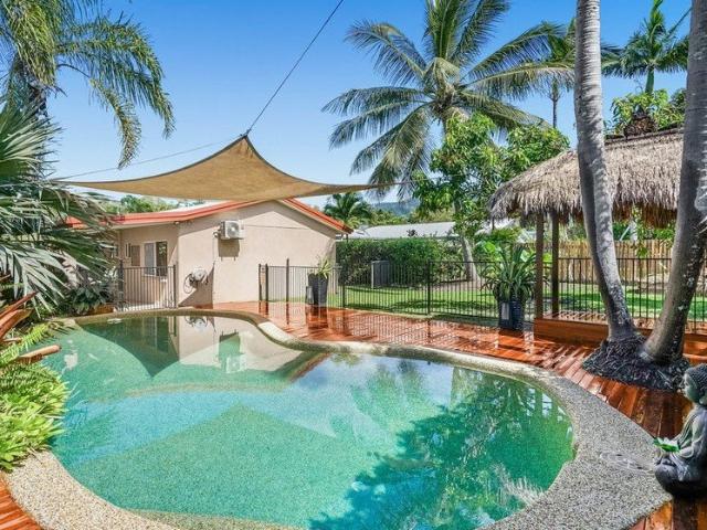 House for sale in Kewarra Beach