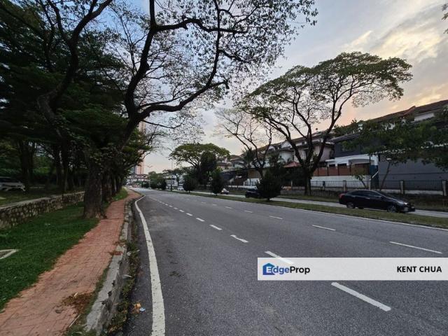 Shop for sale in Petaling, Damansara Damai
