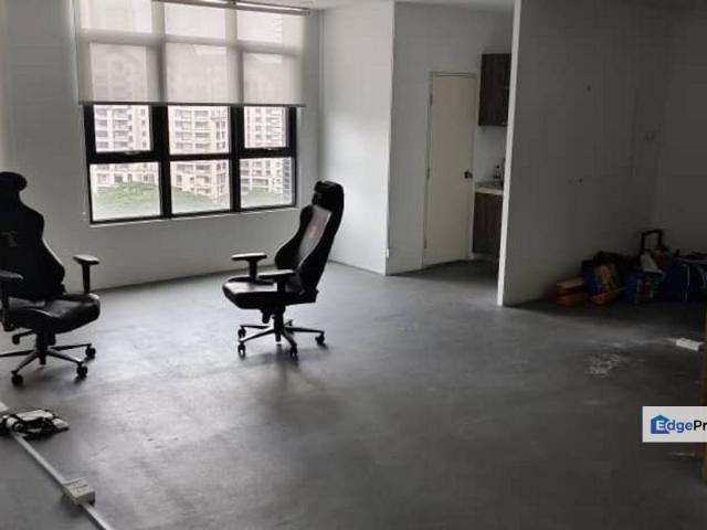 Shop for sale in Petaling, Damansara Damai