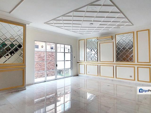 House for sale in Petaling, Damansara Damai