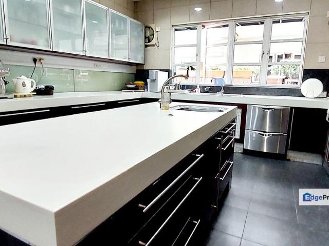 House for sale in Petaling, Damansara Damai