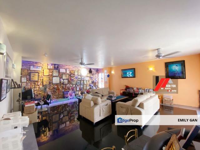House for sale in Petaling, Damansara Damai