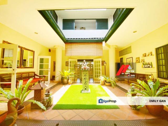 House for sale in Petaling, Damansara Damai