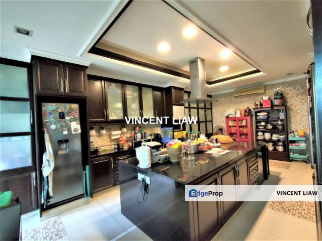 House for sale in Petaling, Damansara Damai