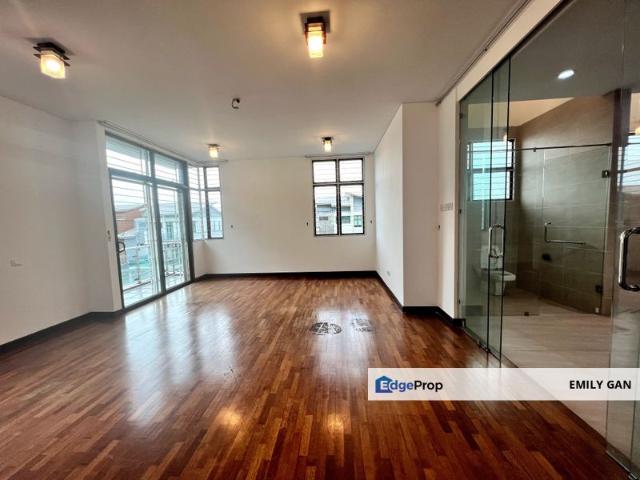 House for sale in Petaling, Damansara Damai