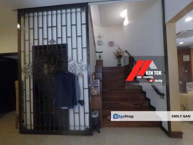 House for sale in Petaling, Damansara Damai