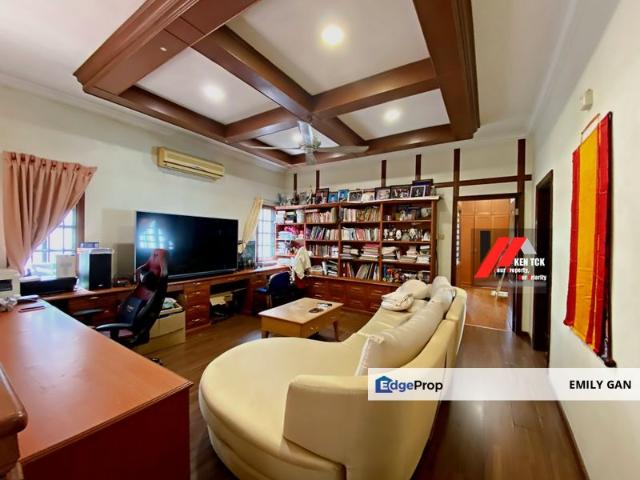 House for sale in Petaling, Damansara Damai