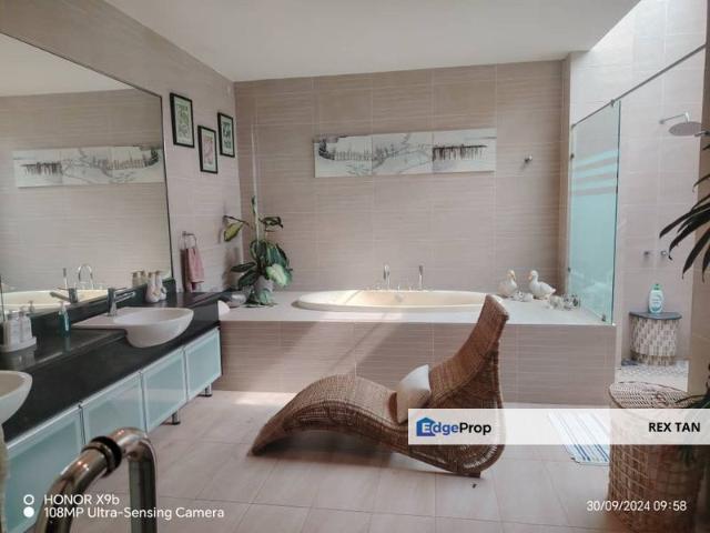 House for sale in Petaling, Damansara Damai