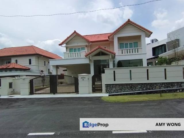 House for sale in Petaling, Damansara Damai