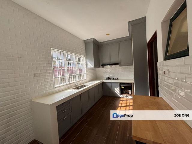 House for sale in Petaling, Damansara Damai
