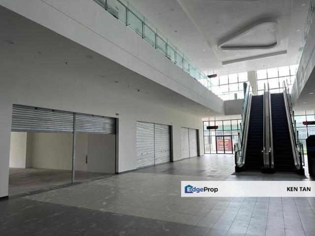 Shop for rent in Petaling, Subang Jaya