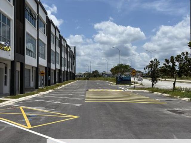 Shop for rent in Johor