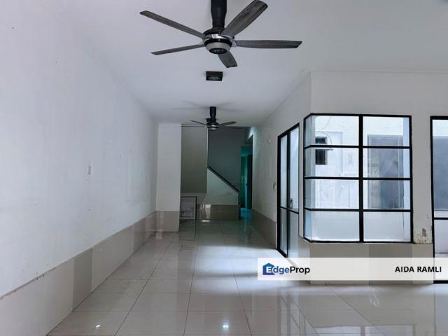 House for rent in Petaling, Alam Impian
