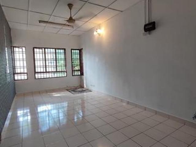 Apartment for sale in Bandar Bukit Tinggi, Bandaraya Klang