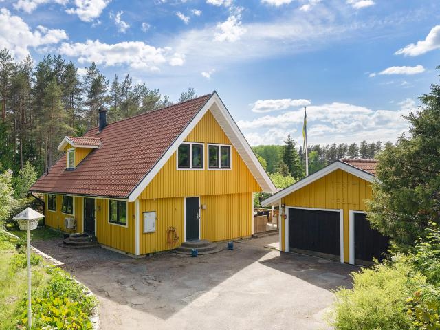 Villa till salu i Stockholm