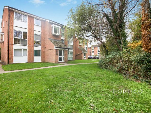 Apartment for rent in Chigwell, Epping