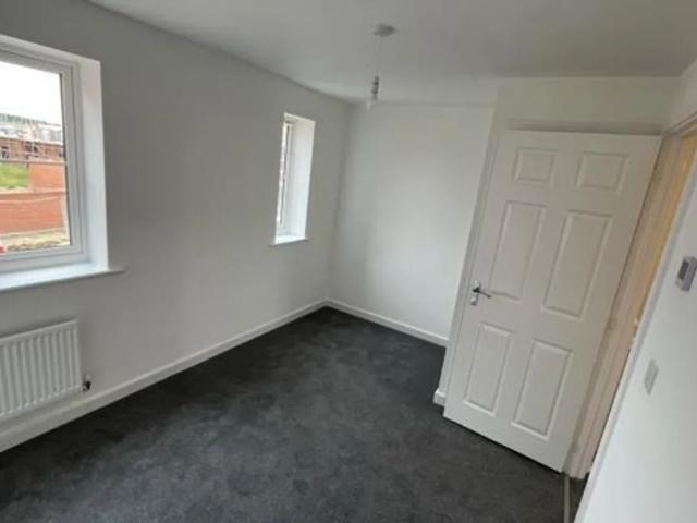 House for rent in Priors Hall Park, Weldon