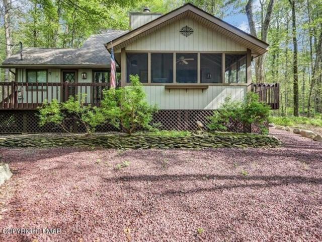 House for sale in Pocono Pines