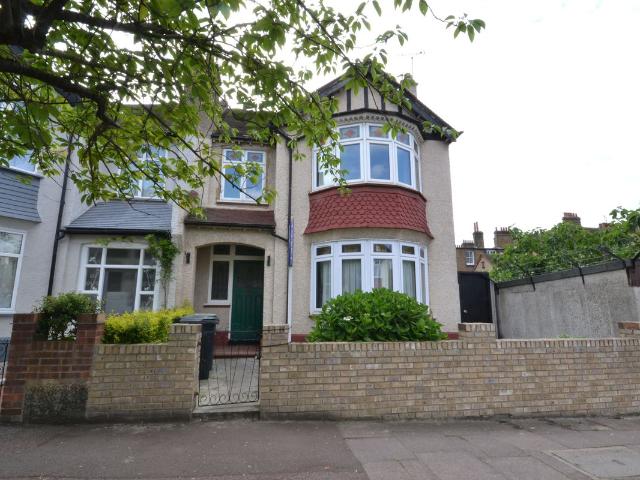 House for rent in London Borough of Lewisham, Greater London