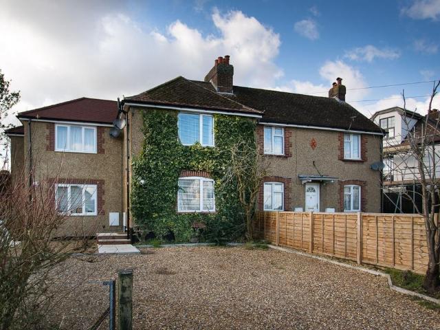 House for rent in Pouchen End, Hertfordshire