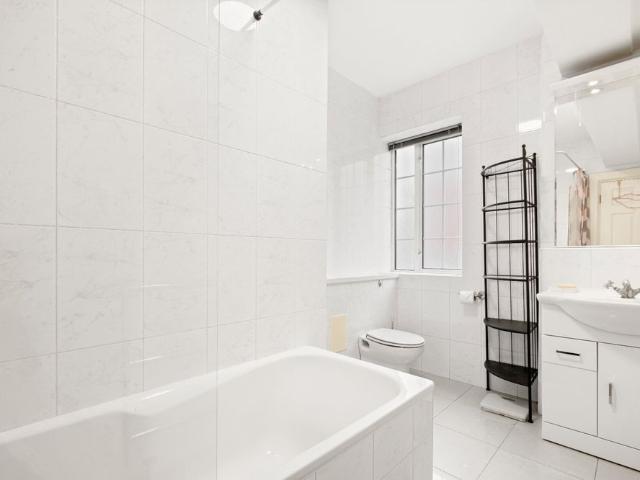 Apartment for rent in Kensington, Isle Of Man