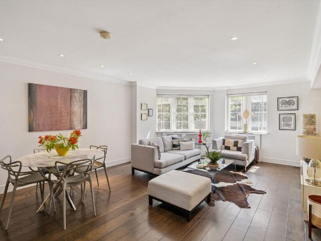 House for rent in Kensington, Greater London