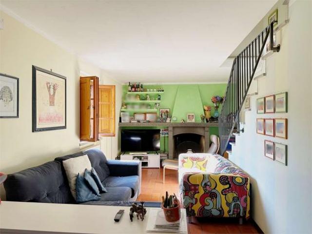 Villa Indipendente in vendita a Matraia, Capannori