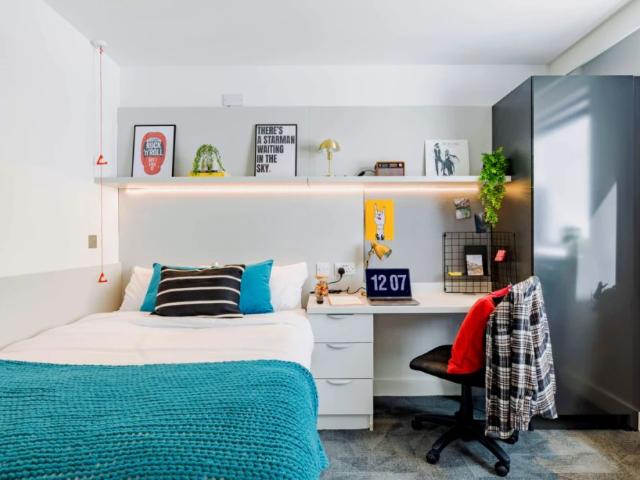 Studio for rent in Salford Quays, Salford