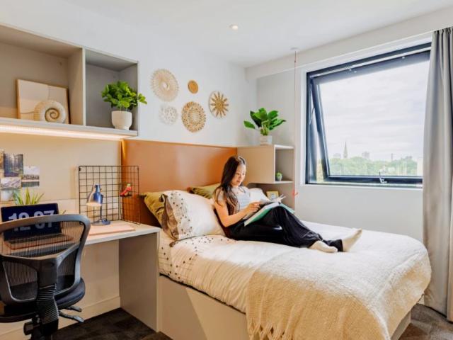 Studio for rent in Salford Quays, Salford